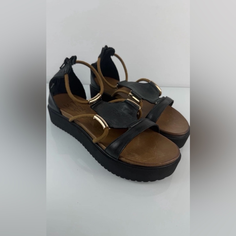 Miz Mooz Black Leather Ankle Strap Sandals Platform Women’s Size 38 US 7.5